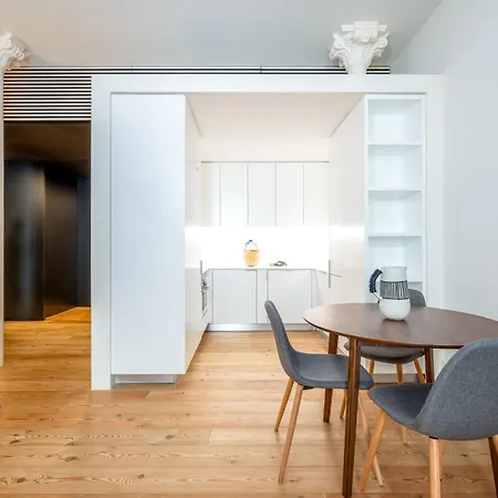 Arco Augusta By The Good Neighbour In 리스본