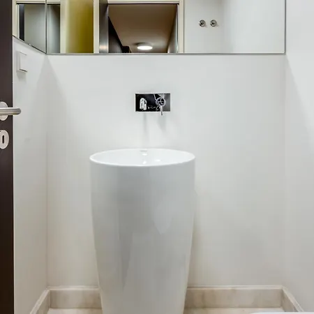 Apartmán Arco Augusta By The Good Neighbour In