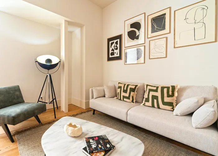 Arco Augusta By The Good Neighbour In * 리스본